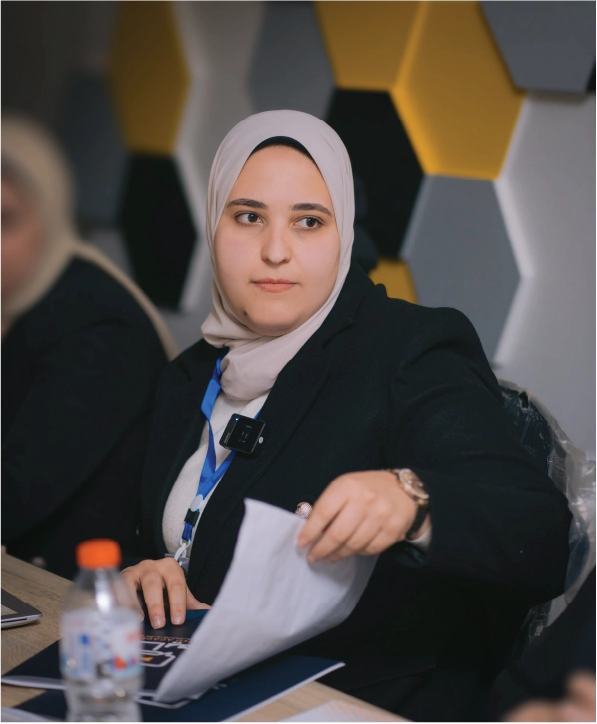 موظف أكاديمية عايد